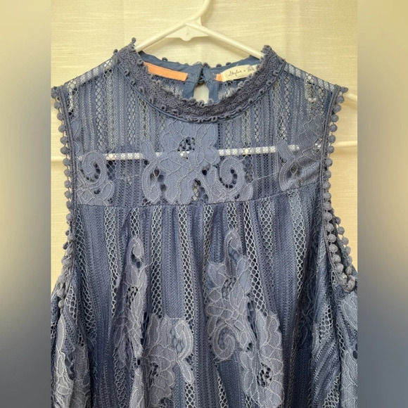 Skylar And Jade Lace High Neck Top - Picture 3 of 8